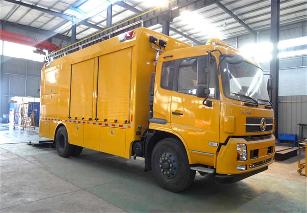 移動應急發(fā)電車-東風天錦移動應急發(fā)電車