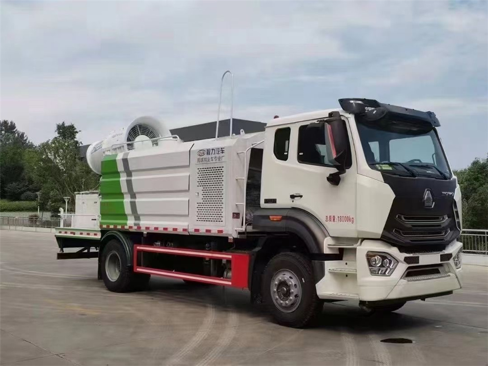 重汽豪沃12噸多功能抑塵車(chē)-國(guó)六12立方大型多功能抑塵車(chē)